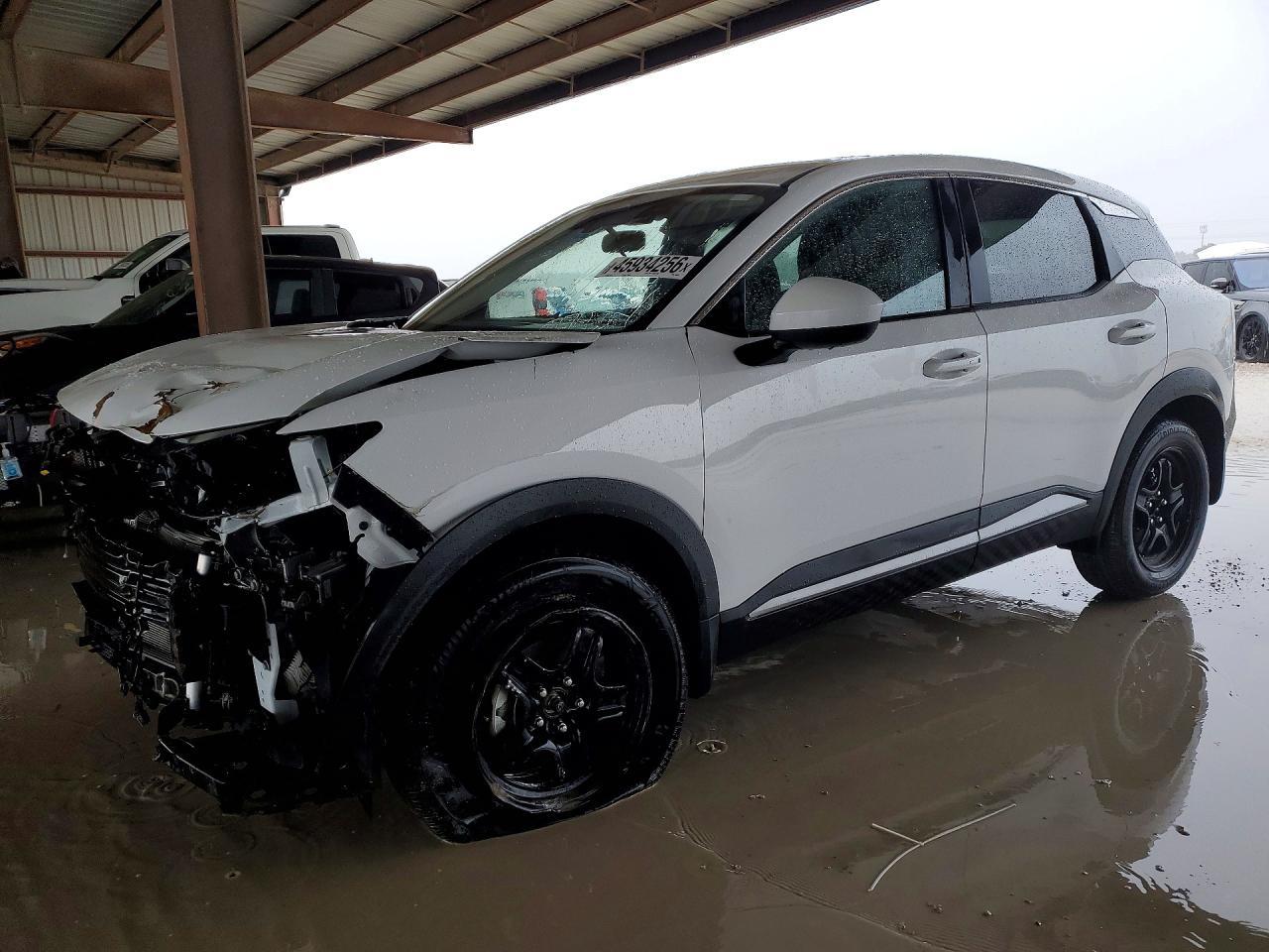 2025 NISSAN KICKS