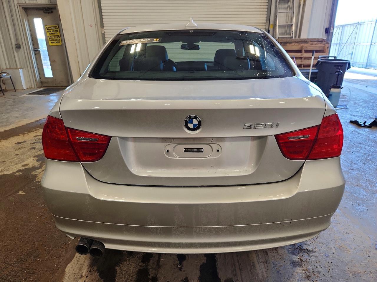 2011 BMW 3 SERIES