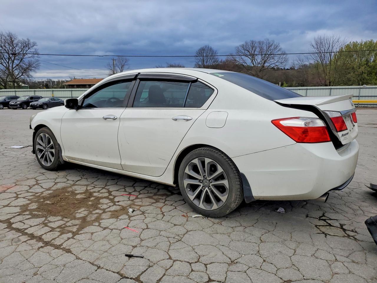 2015 HONDA ACCORD