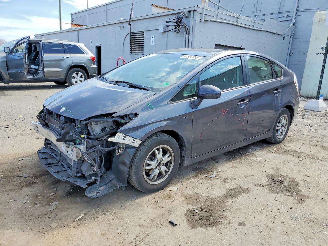 2011 TOYOTA PRIUS