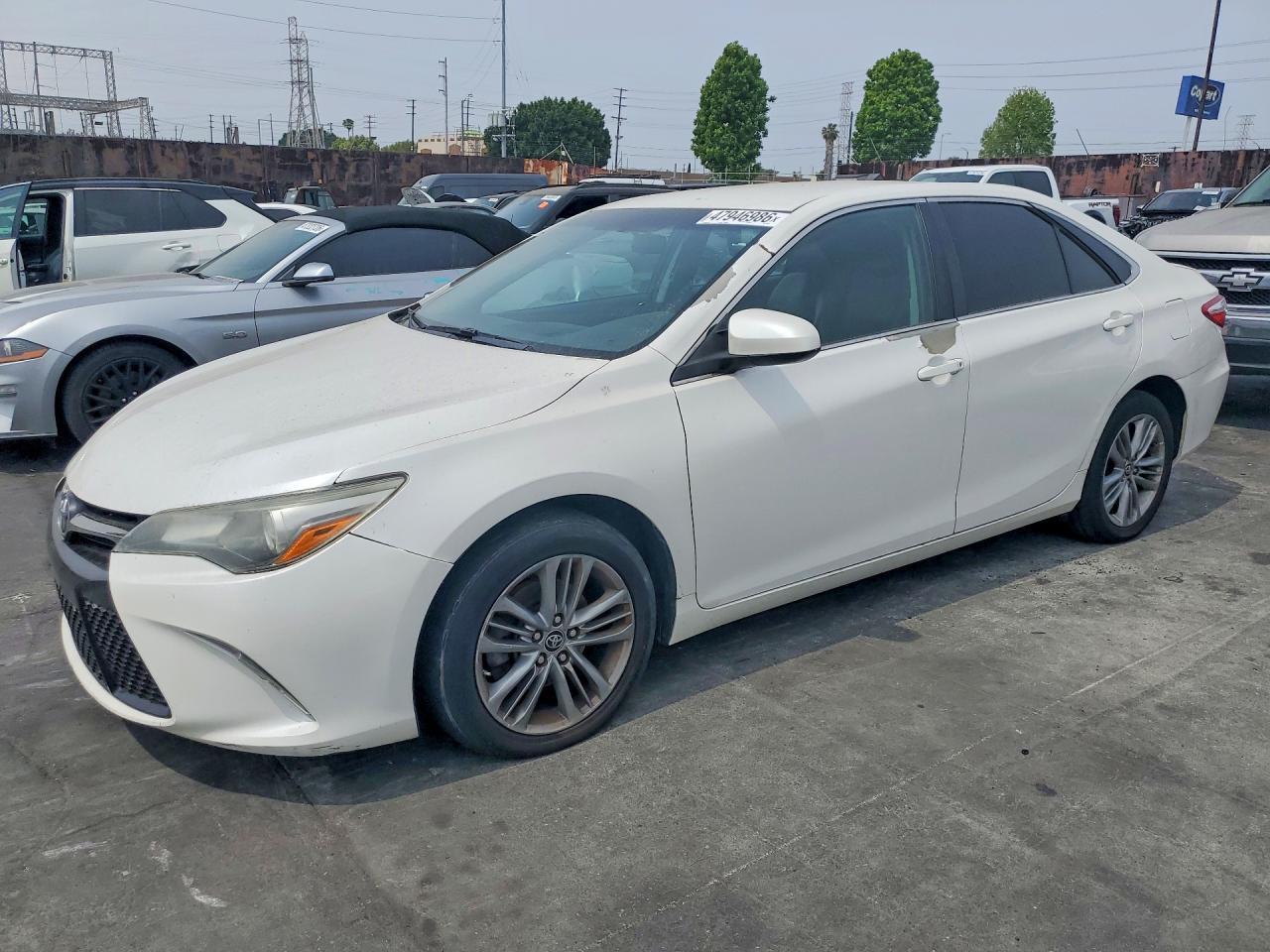 2015 TOYOTA CAMRY