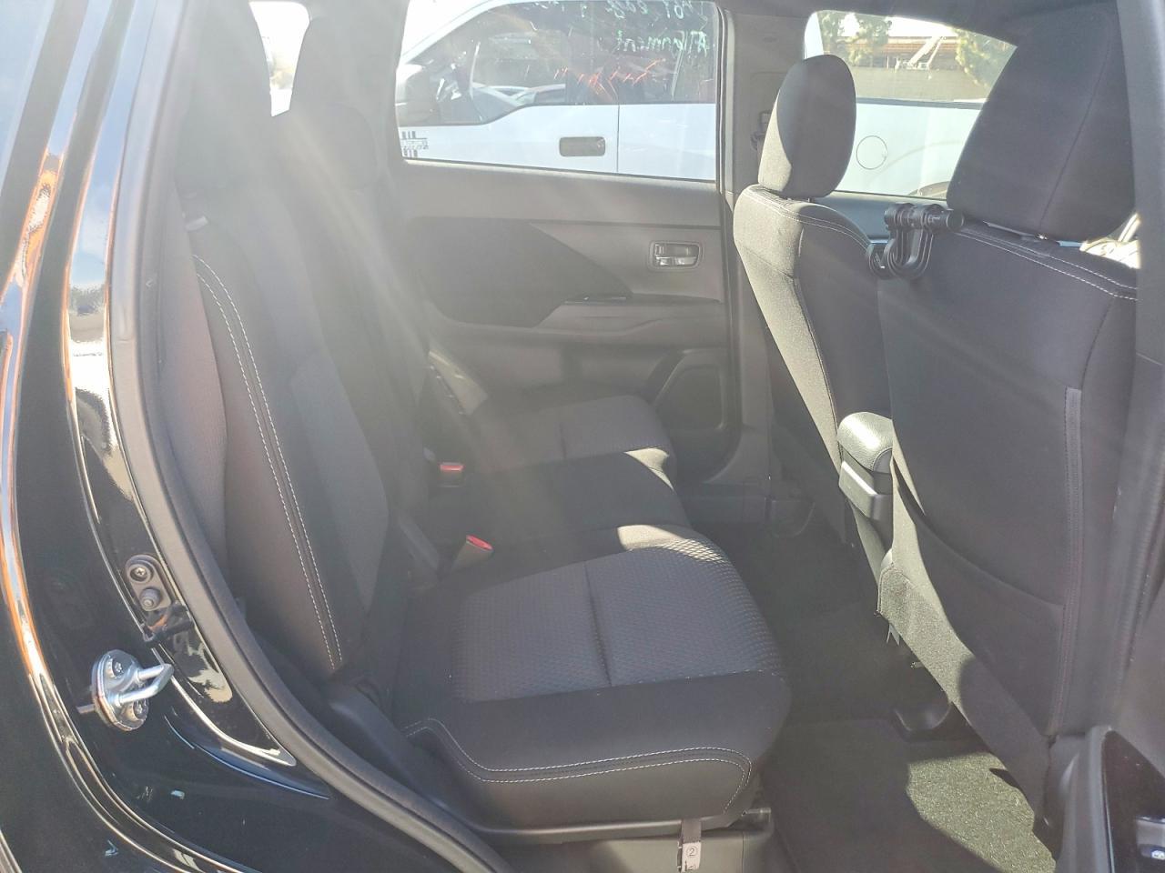 2018 MITSUBISHI outlander