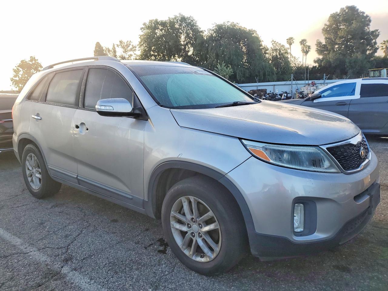 2015 KIA SORENTO