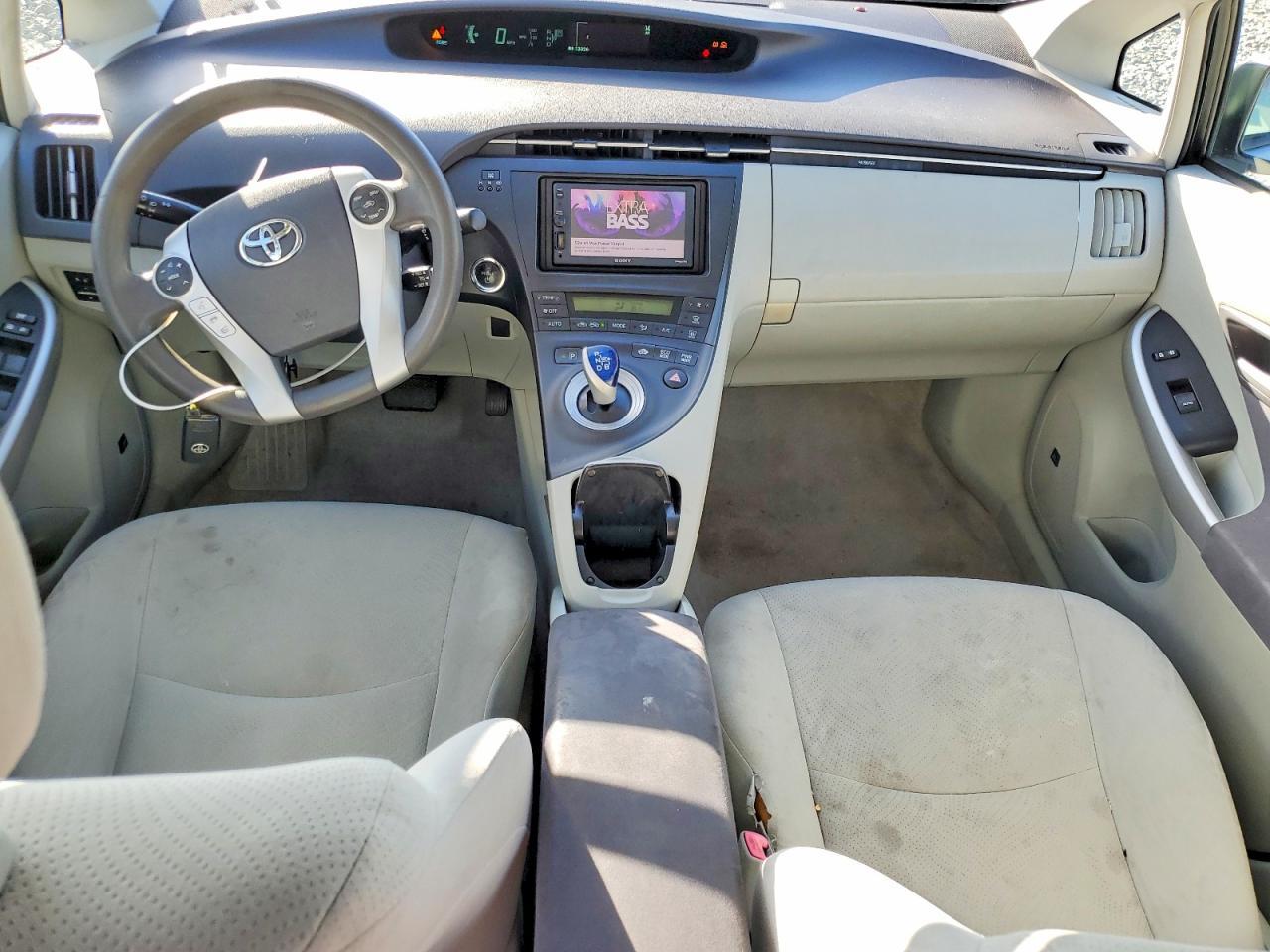 2010 TOYOTA PRIUS