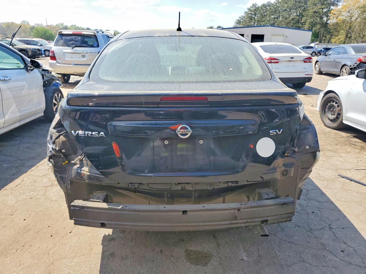 2017 NISSAN VERSA