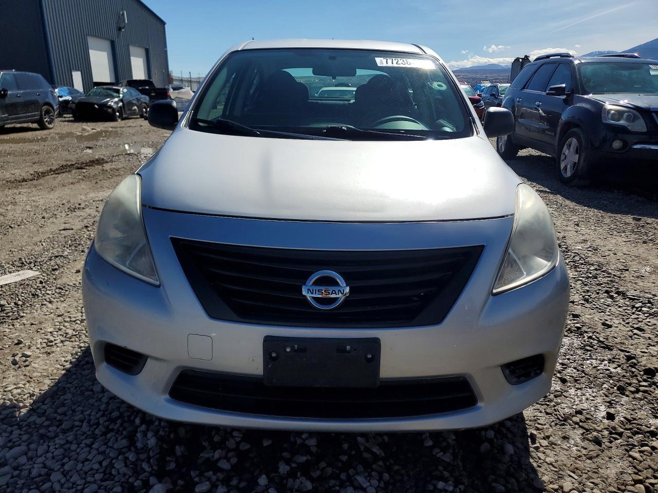 2014 NISSAN VERSA
