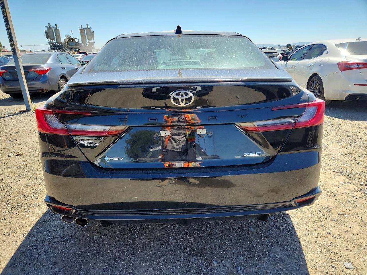 2025 TOYOTA CAMRY