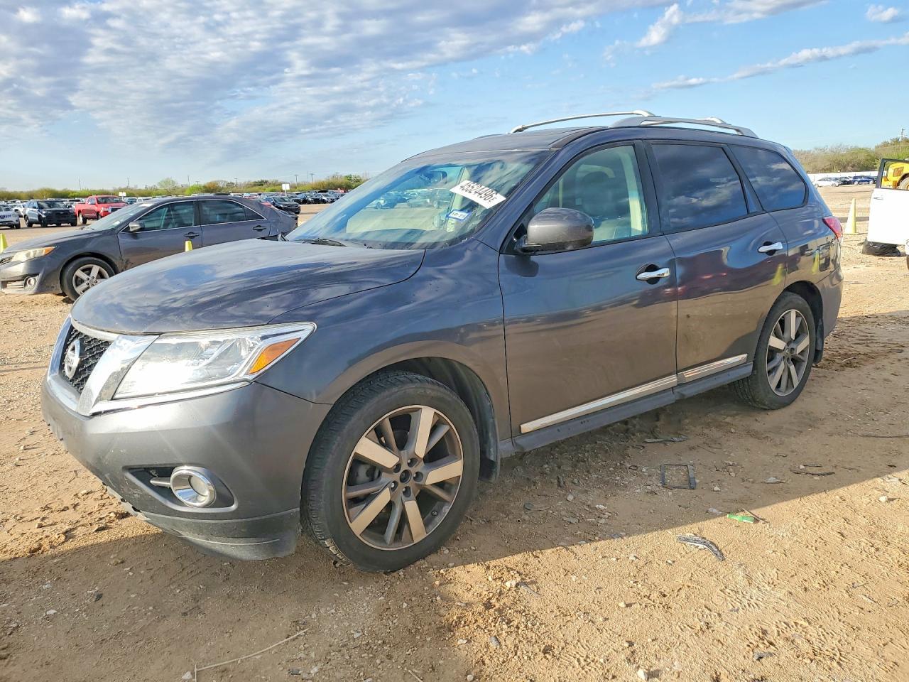 2014 NISSAN PATHFINDER