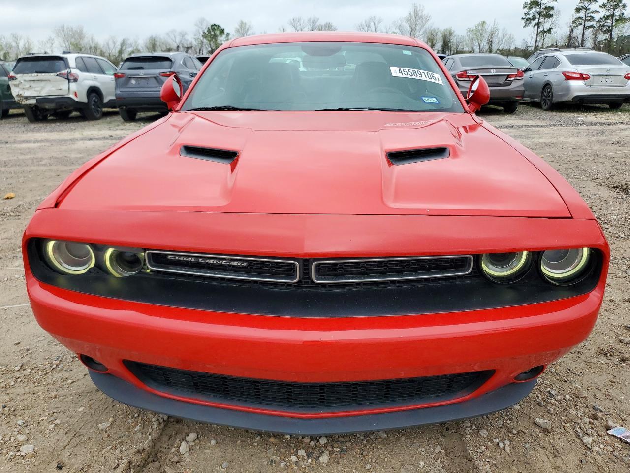 2015 DODGE Challenger