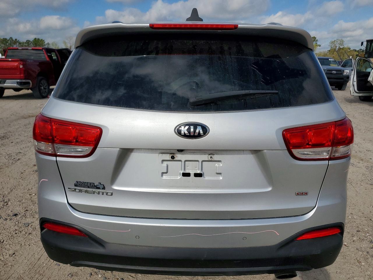 2016 KIA SORENTO
