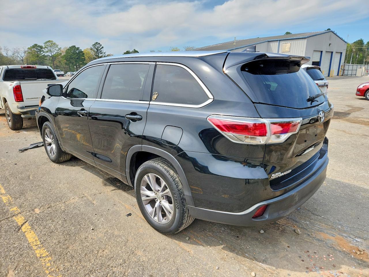 2015 TOYOTA HIGHLANDER