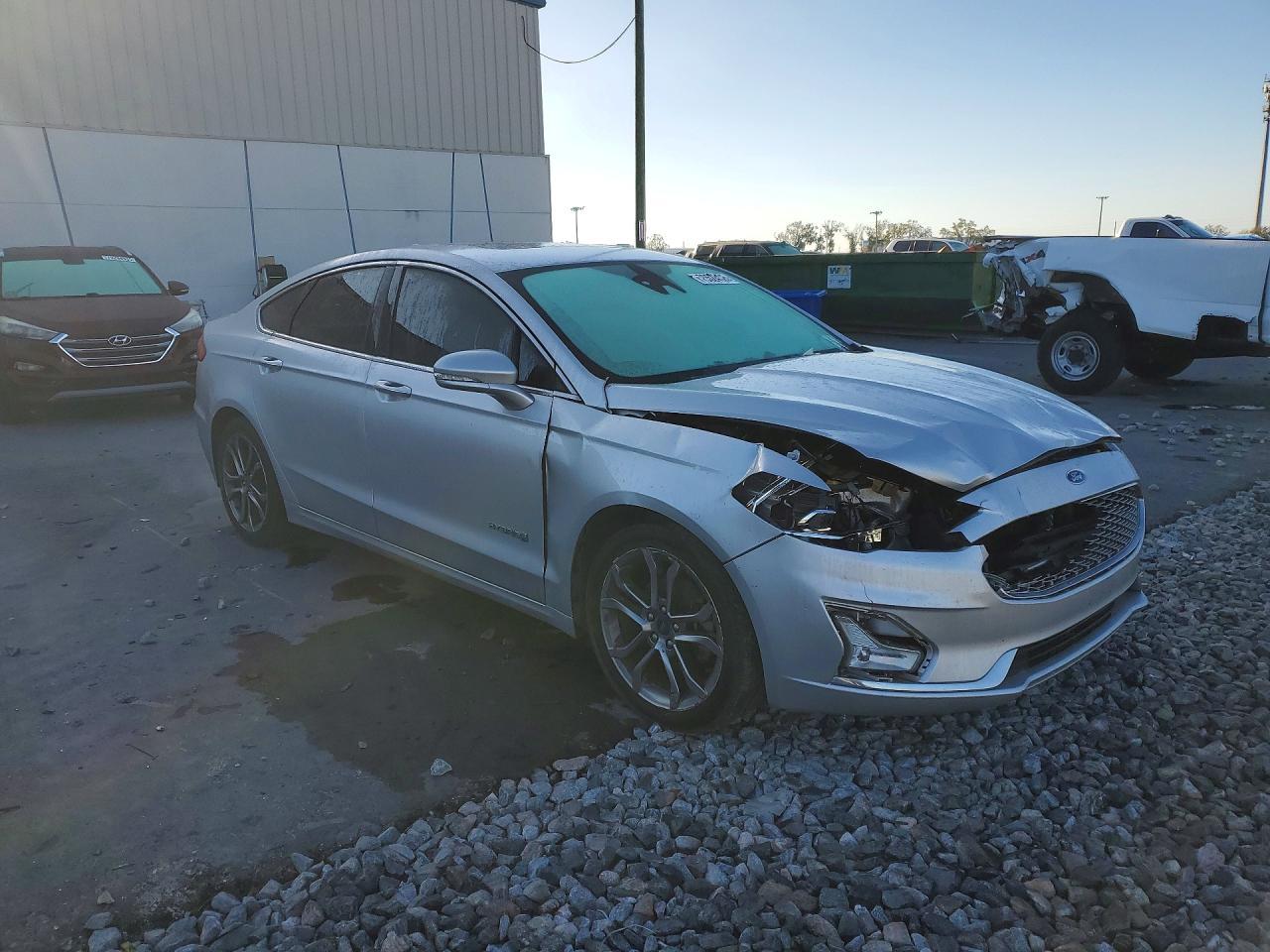 2019 FORD FUSION