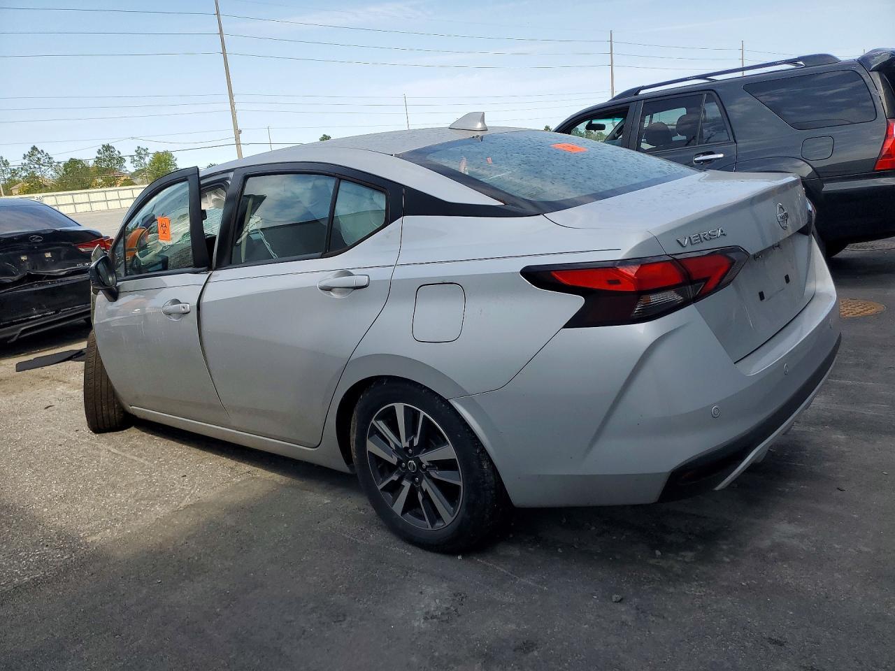 2022 NISSAN VERSA