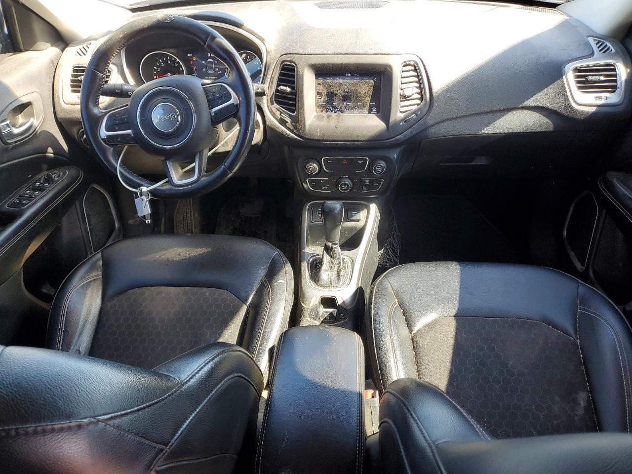 2017 JEEP Compass