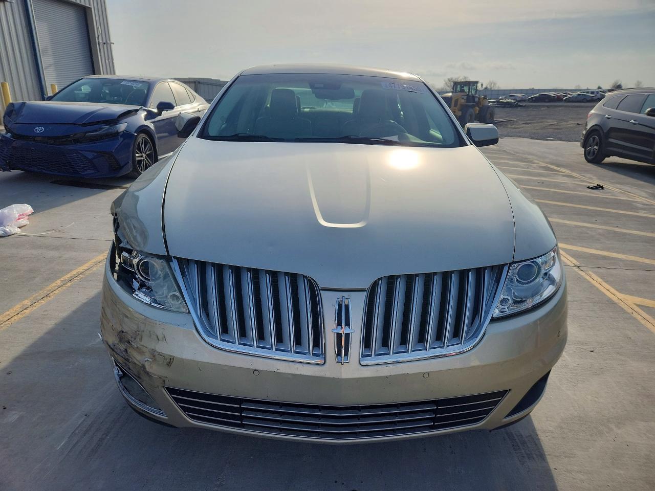 2010 LINCOLN MKS