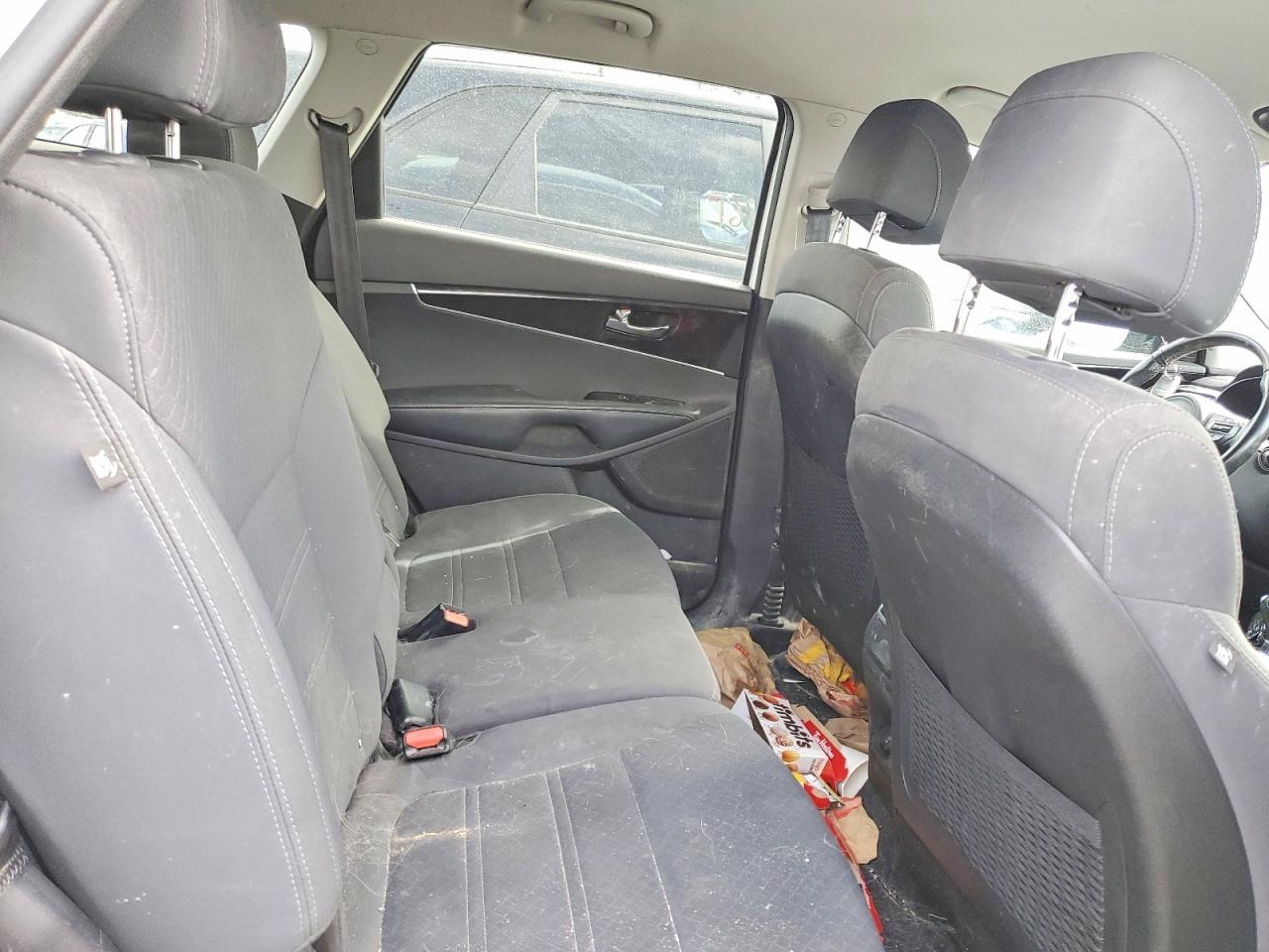 2017 KIA SORENTO