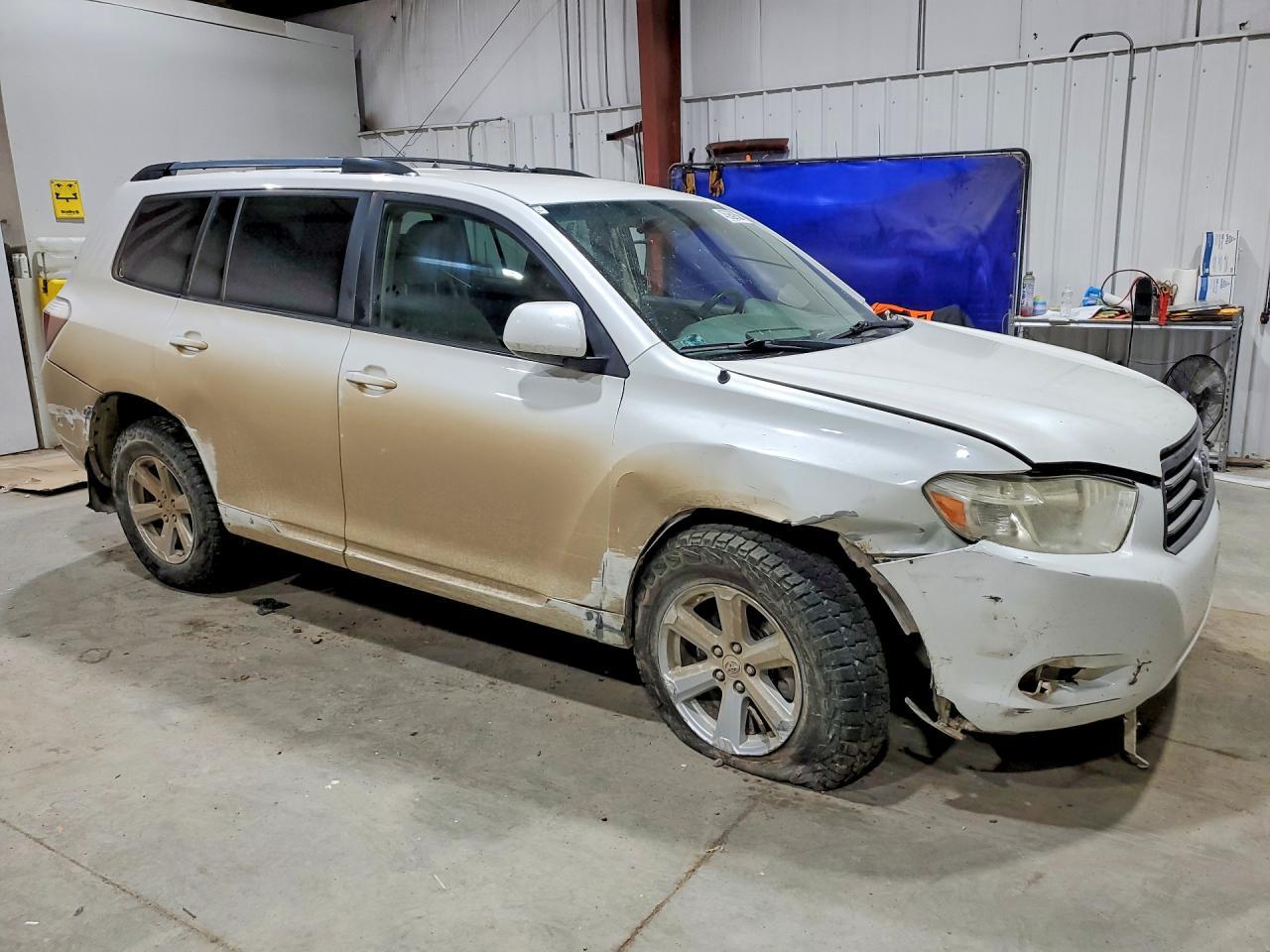 2010 TOYOTA HIGHLANDER
