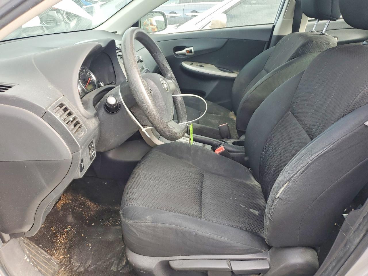 2011 TOYOTA COROLLA