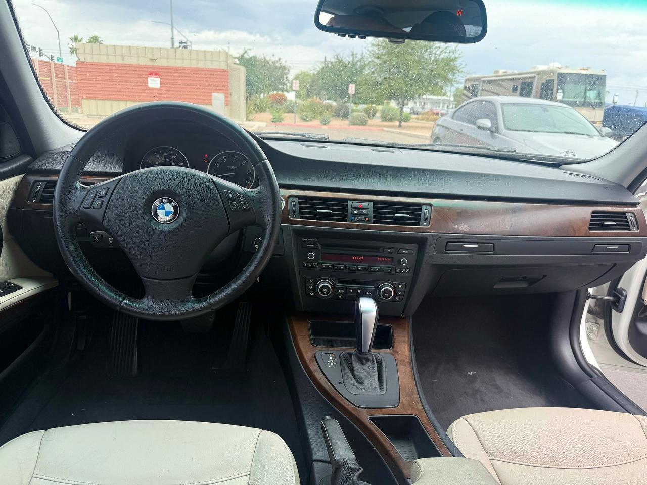 2011 BMW 3 SERIES
