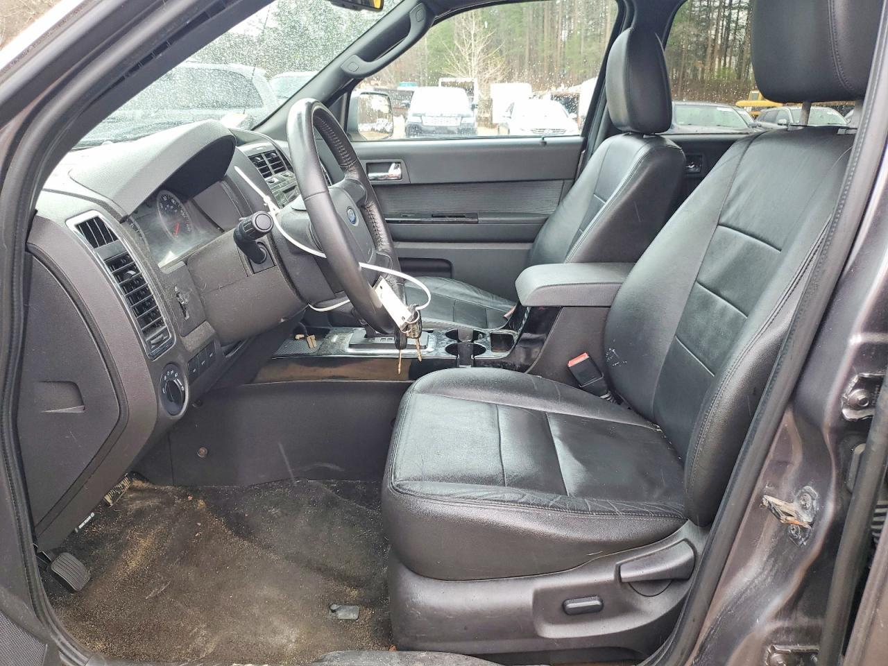 2010 FORD ESCAPE