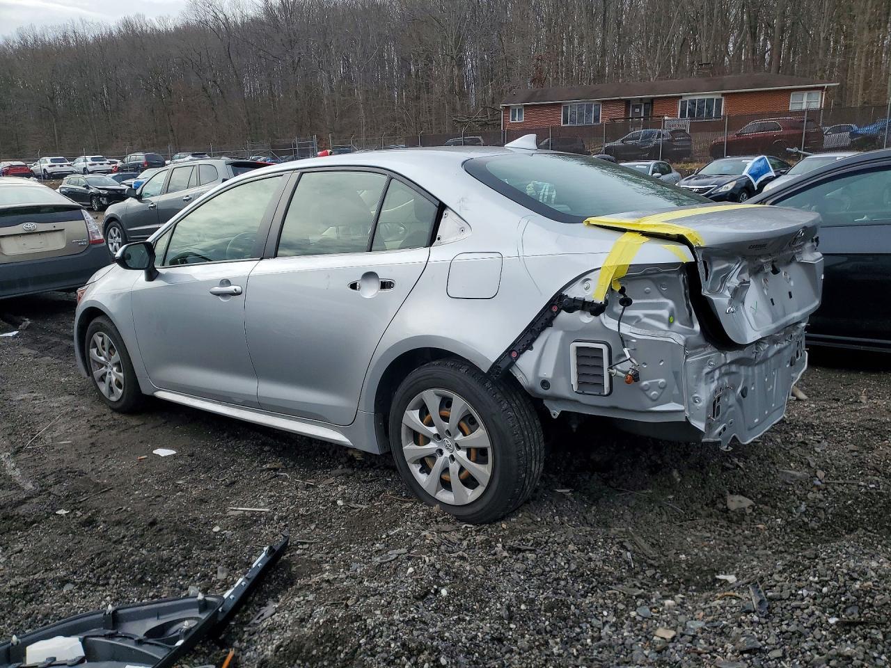 2021 TOYOTA COROLLA