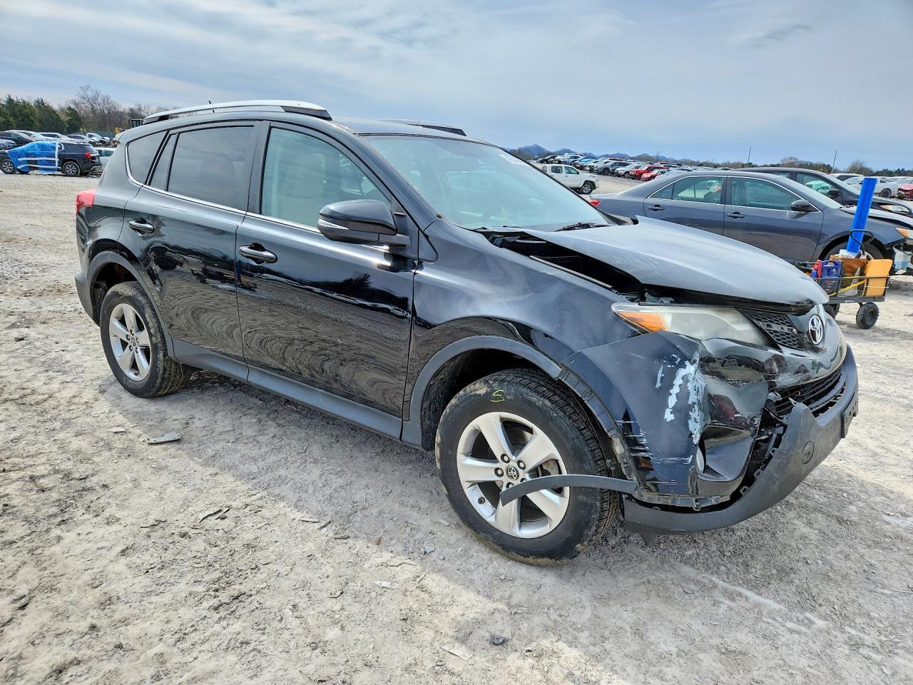 2015 TOYOTA RAV4