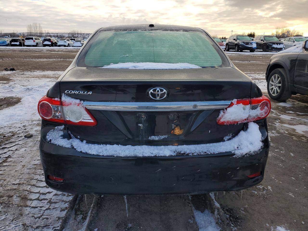 2013 TOYOTA COROLLA