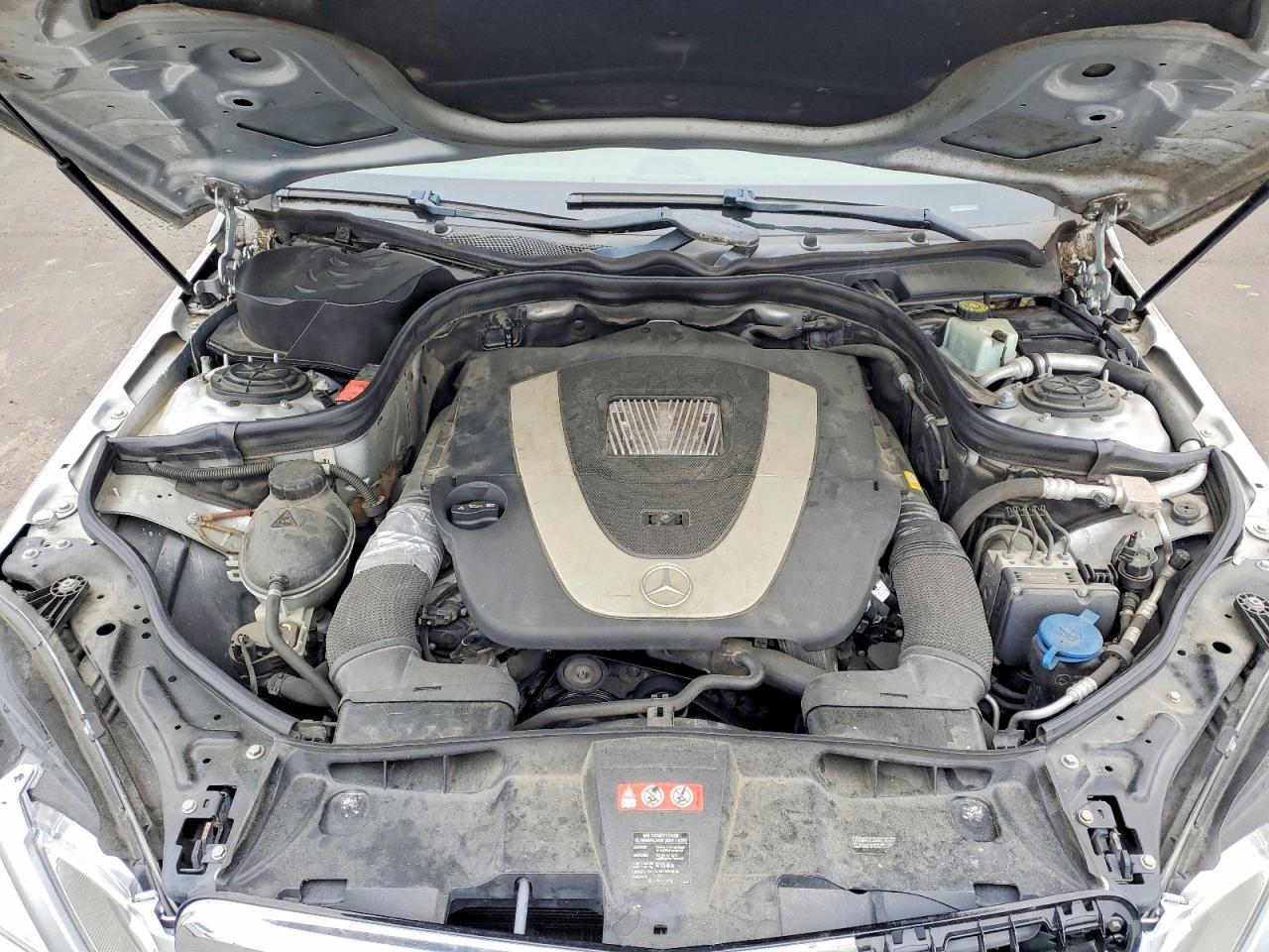 2010 MERCEDES-BENZ E-Class