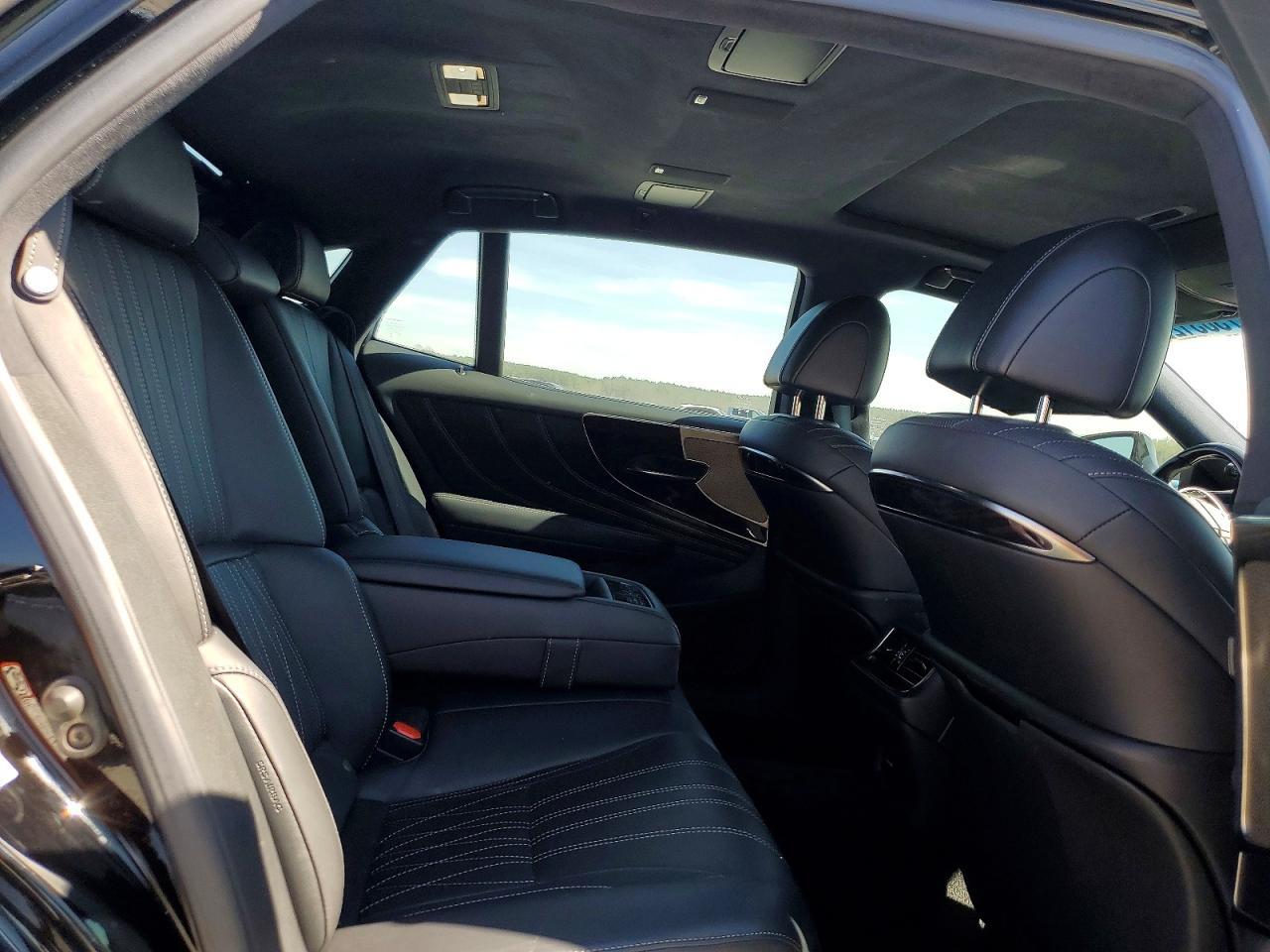 2019 LEXUS LS 500