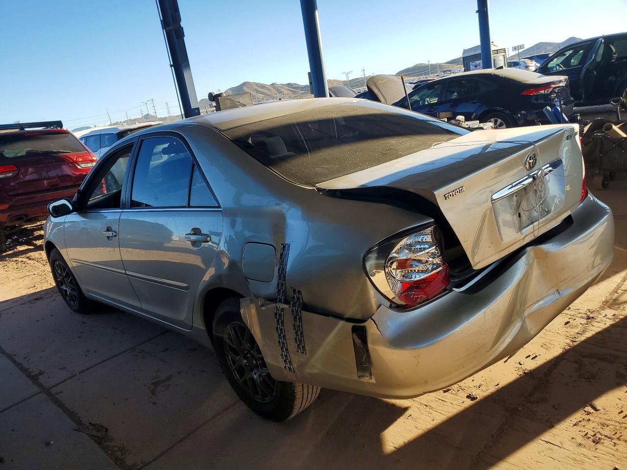 2004 TOYOTA CAMRY