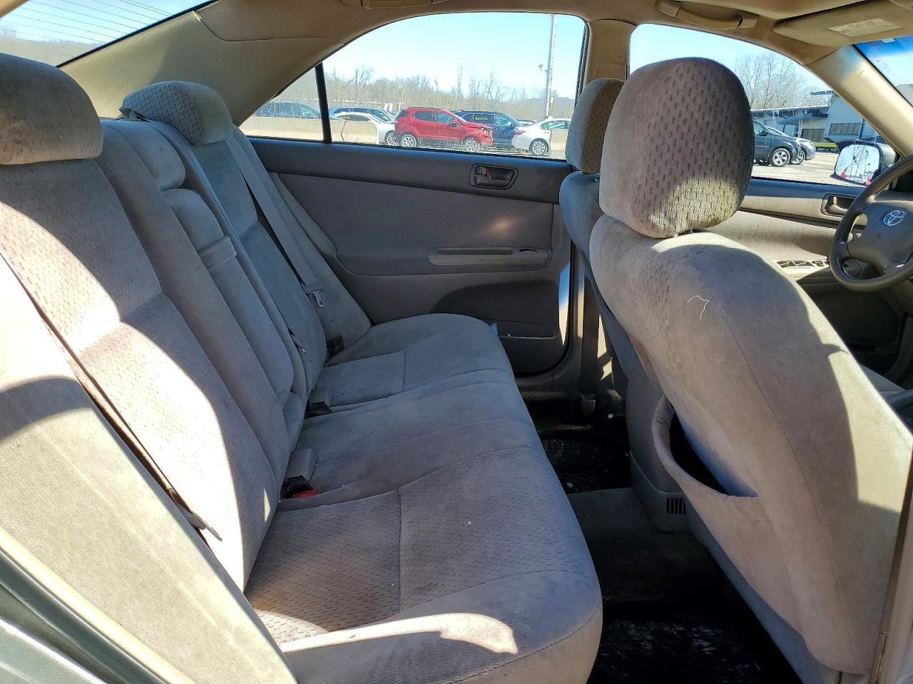 2004 Toyt Camry