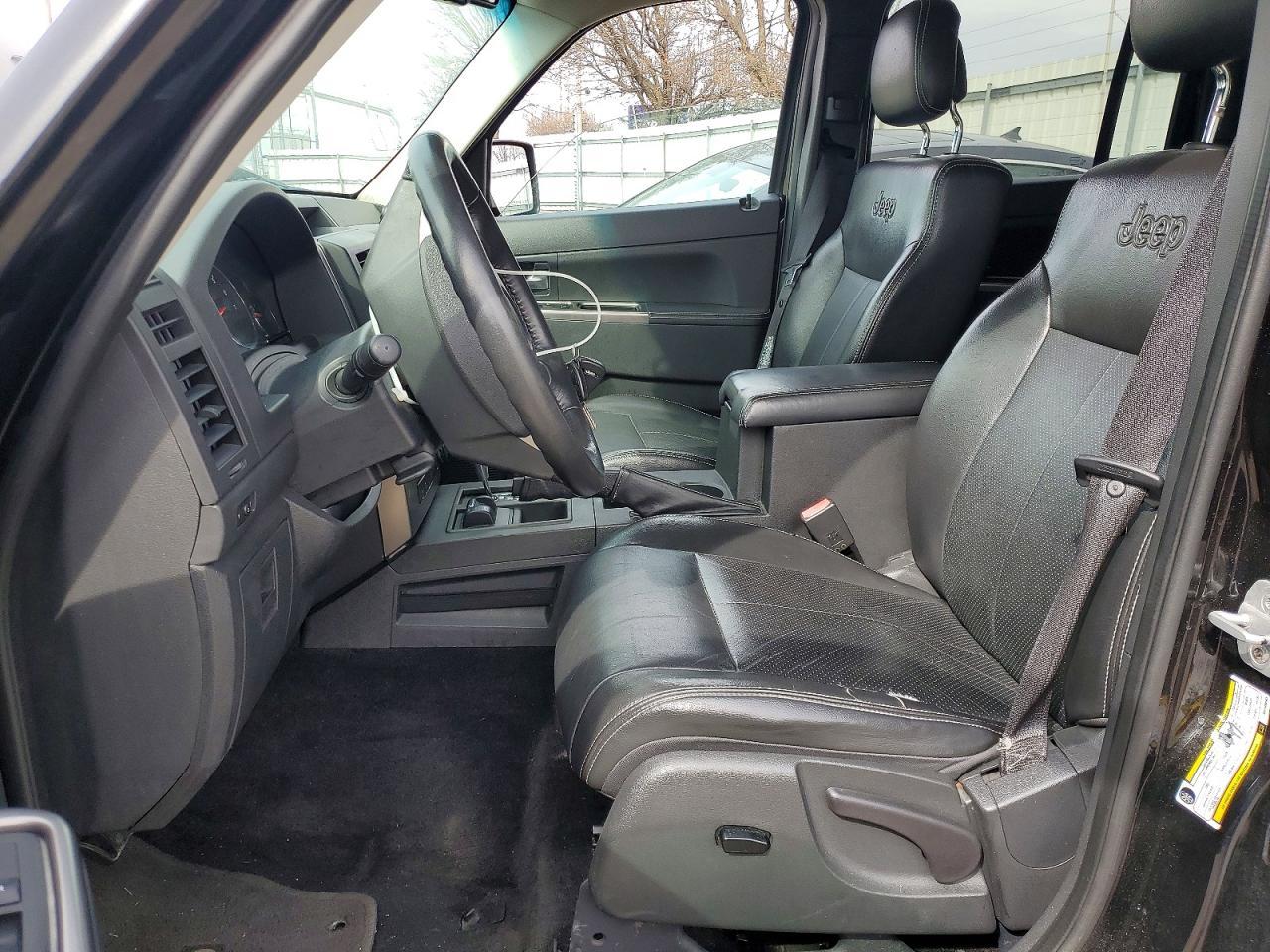 2010 JEEP Liberty