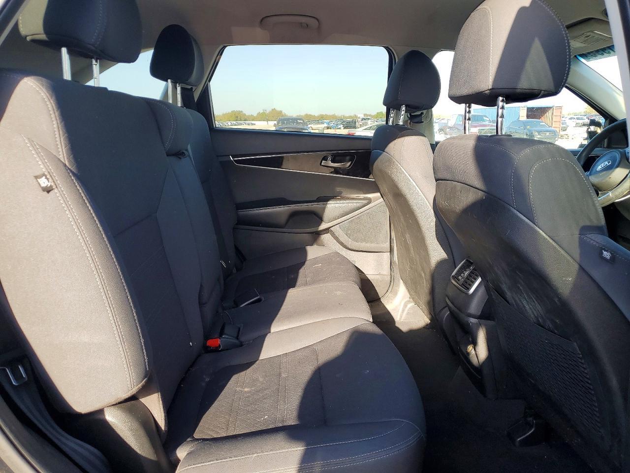 2018 KIA SORENTO