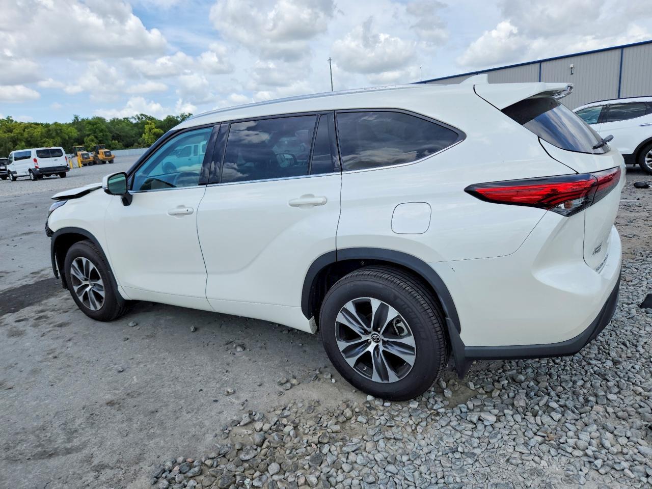 2021 TOYOTA HIGHLANDER