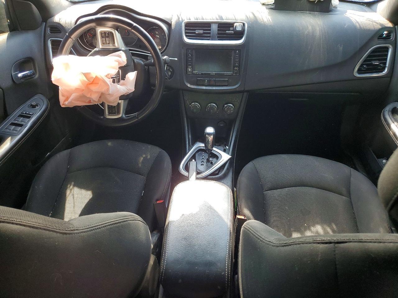 2011 DODGE Avenger