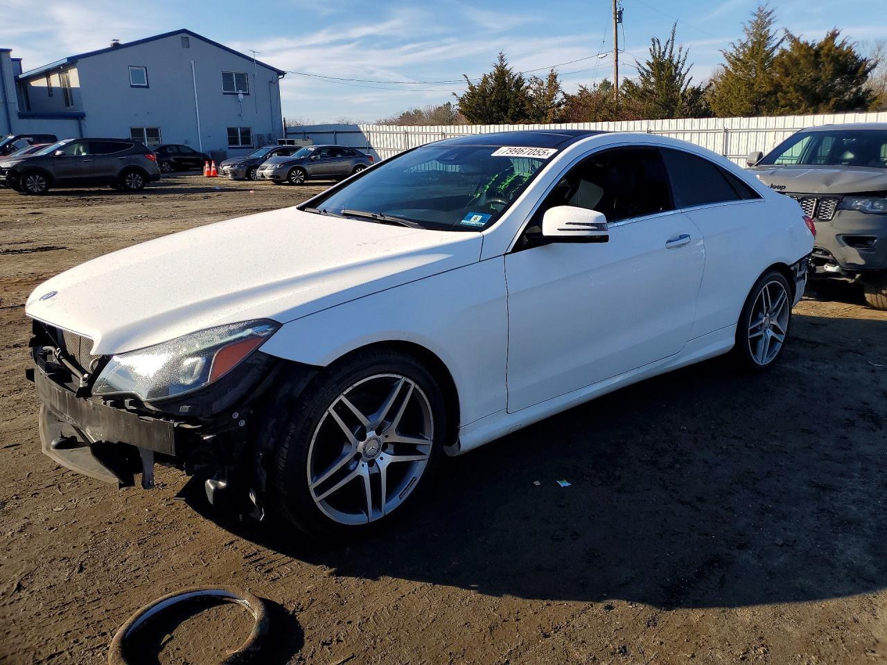 2016 MERCEDES-BENZ E-Class