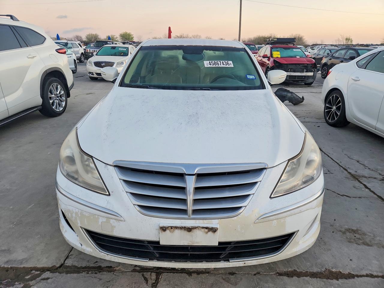 2013 HYUNDAI GENESIS