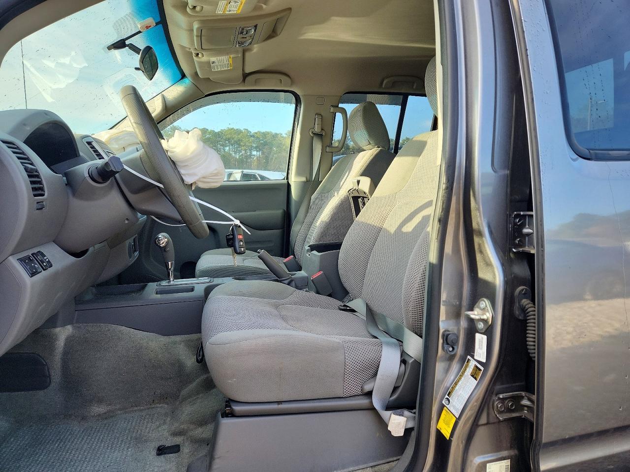 2017 NISSAN Frontier