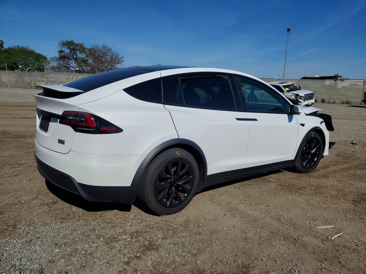 2024 TESLA MODEL X
