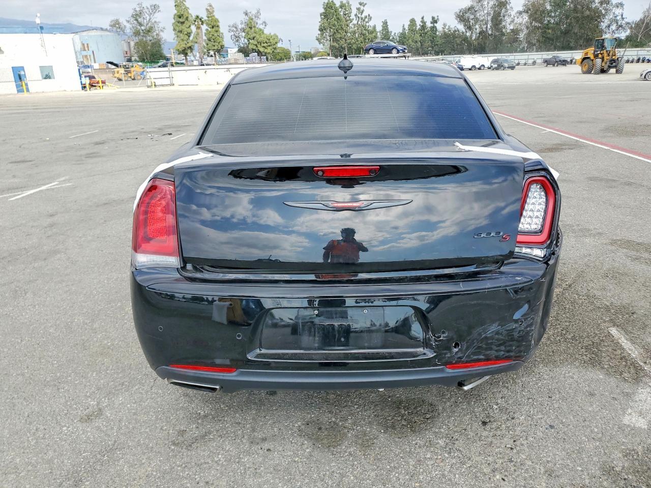 2021 CHRYSLER 300