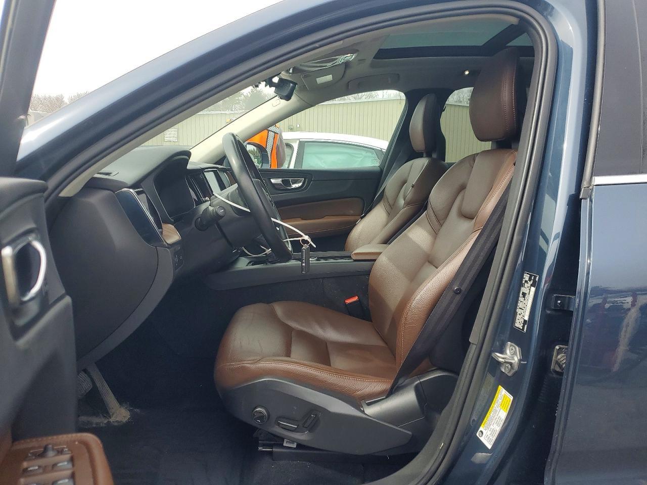2018 VOLVO XC60
