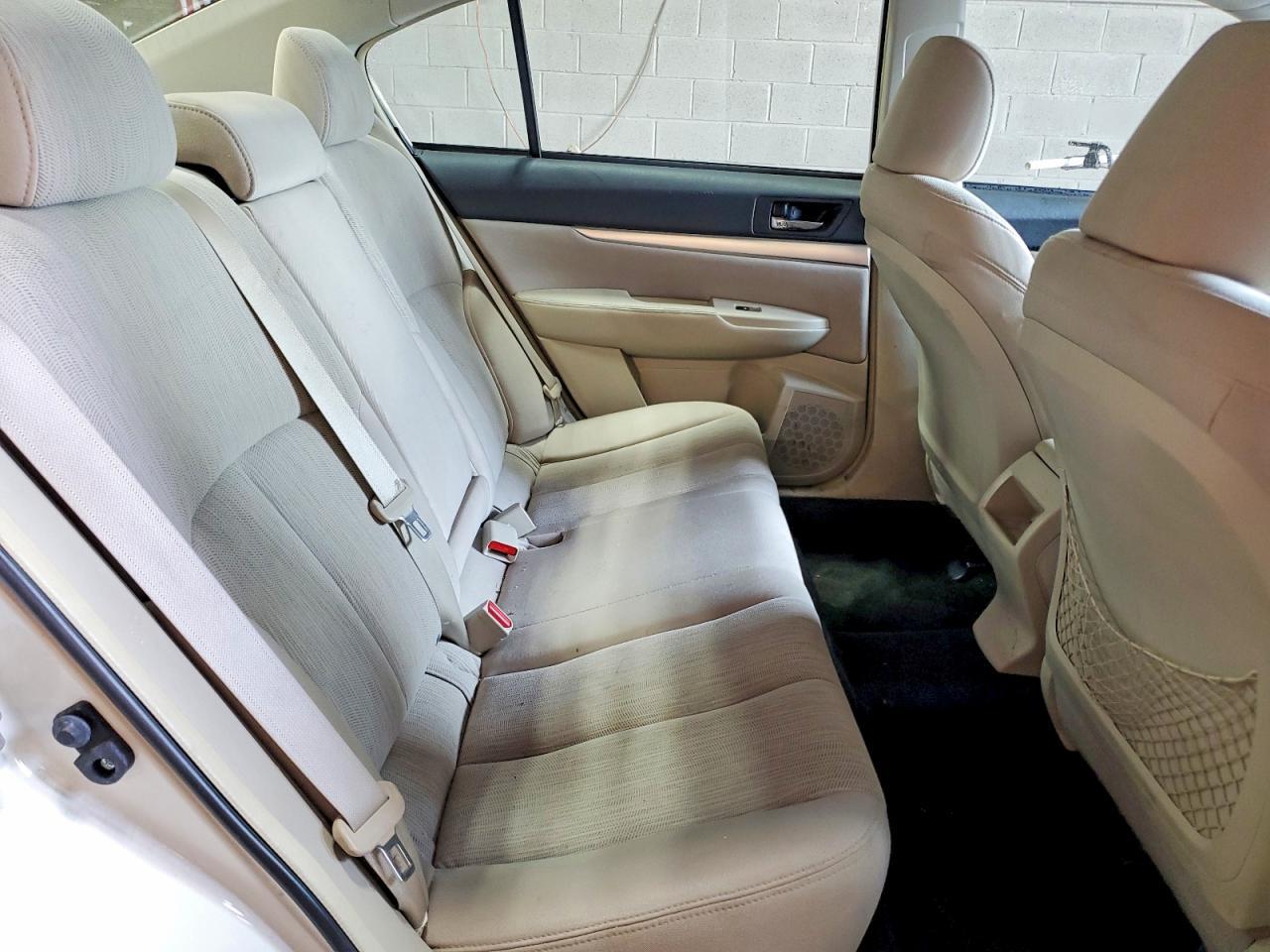 2013 SUBARU Legacy