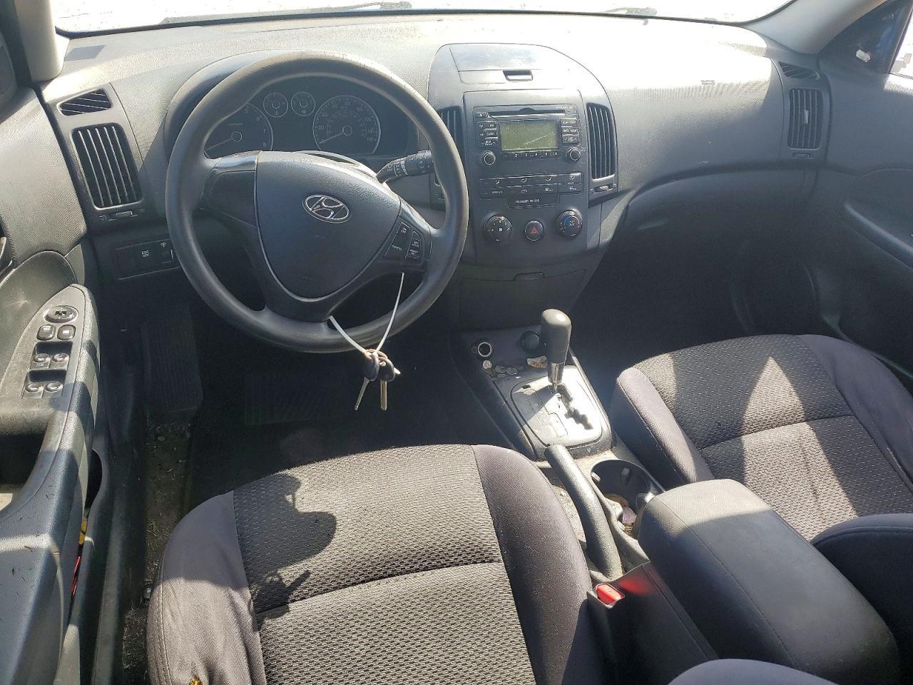 2011 HYUNDAI ELANTRA