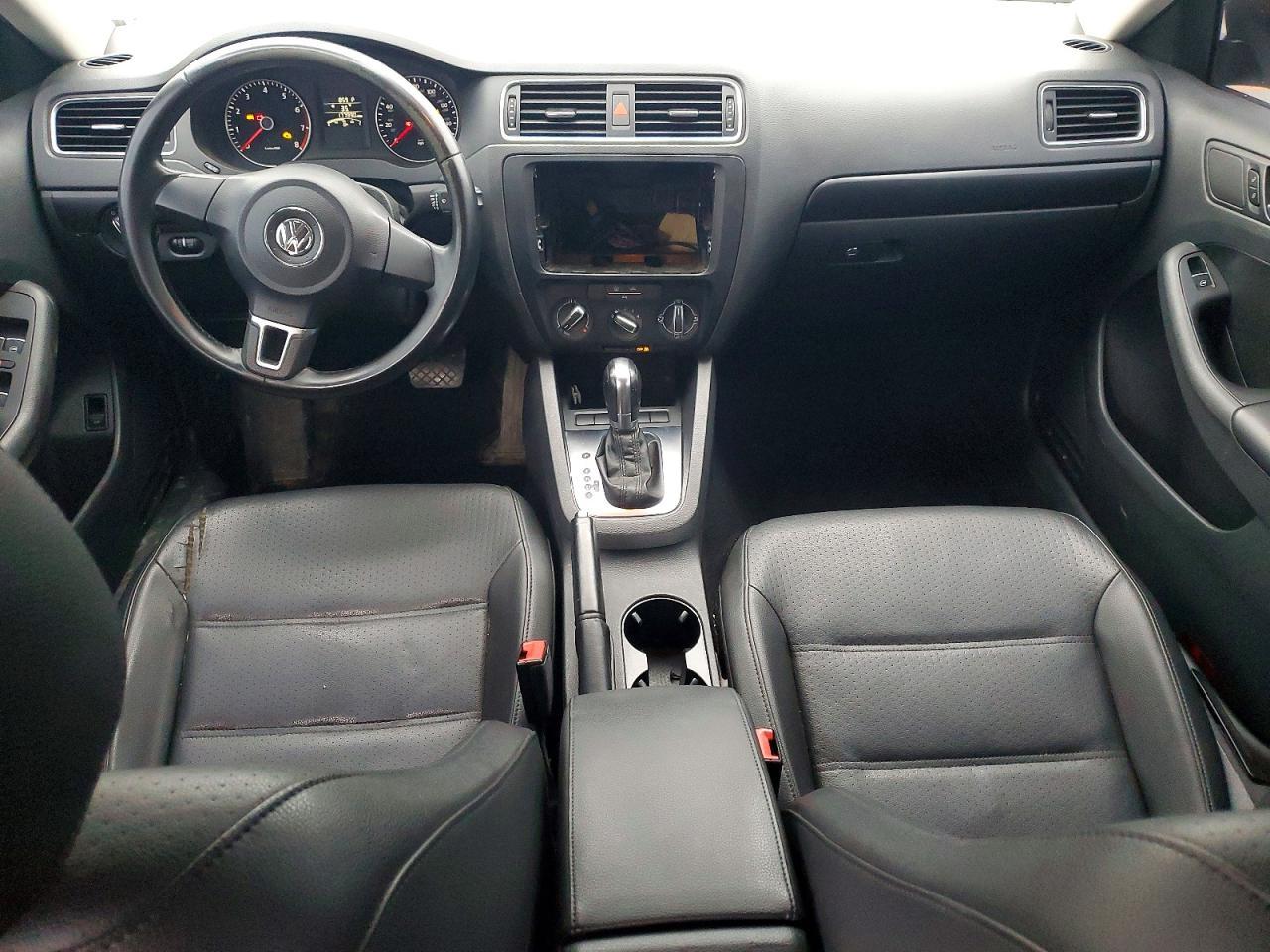 2013 VOLKSWAGEN JETTA