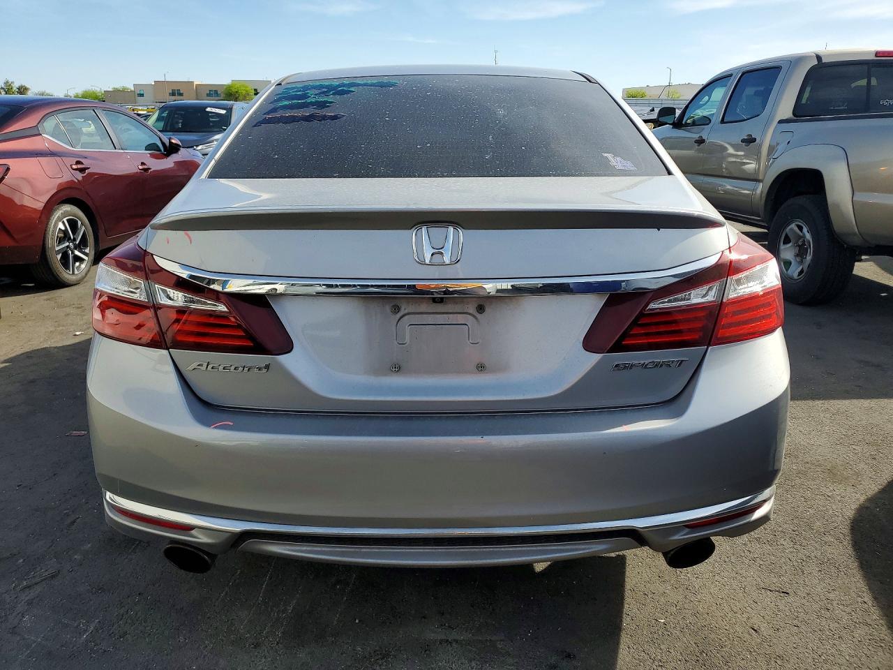 2017 HONDA ACCORD