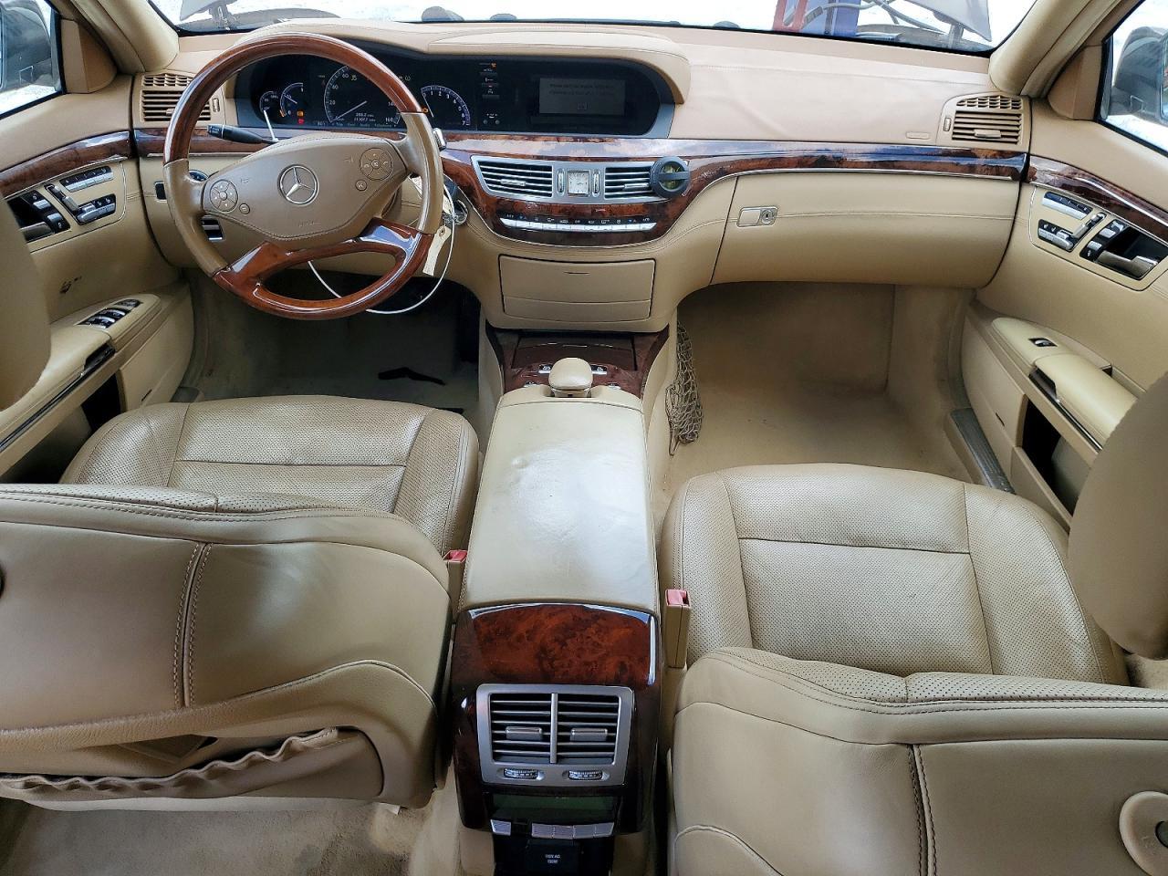 2011 MERCEDES-BENZ S-Class