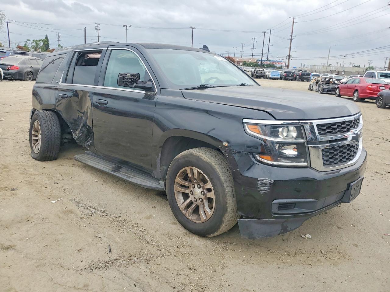2017 CHEVROLET Tahoe