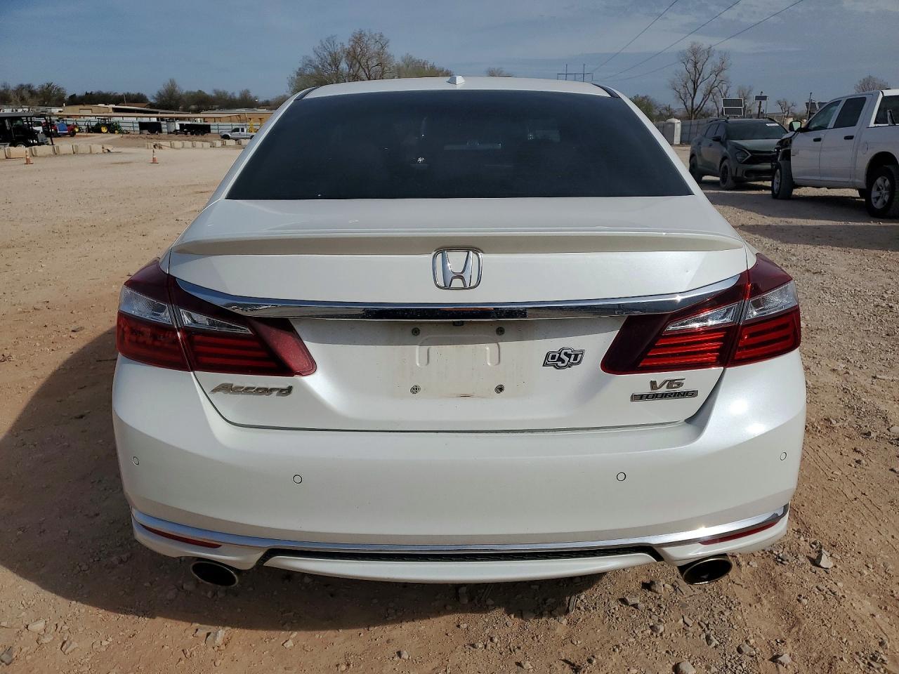 2016 HONDA ACCORD