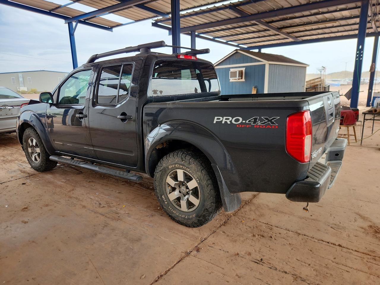 2011 NISSAN Frontier