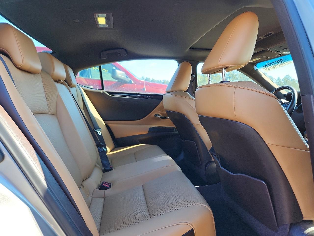 2021 LEXUS ES 350